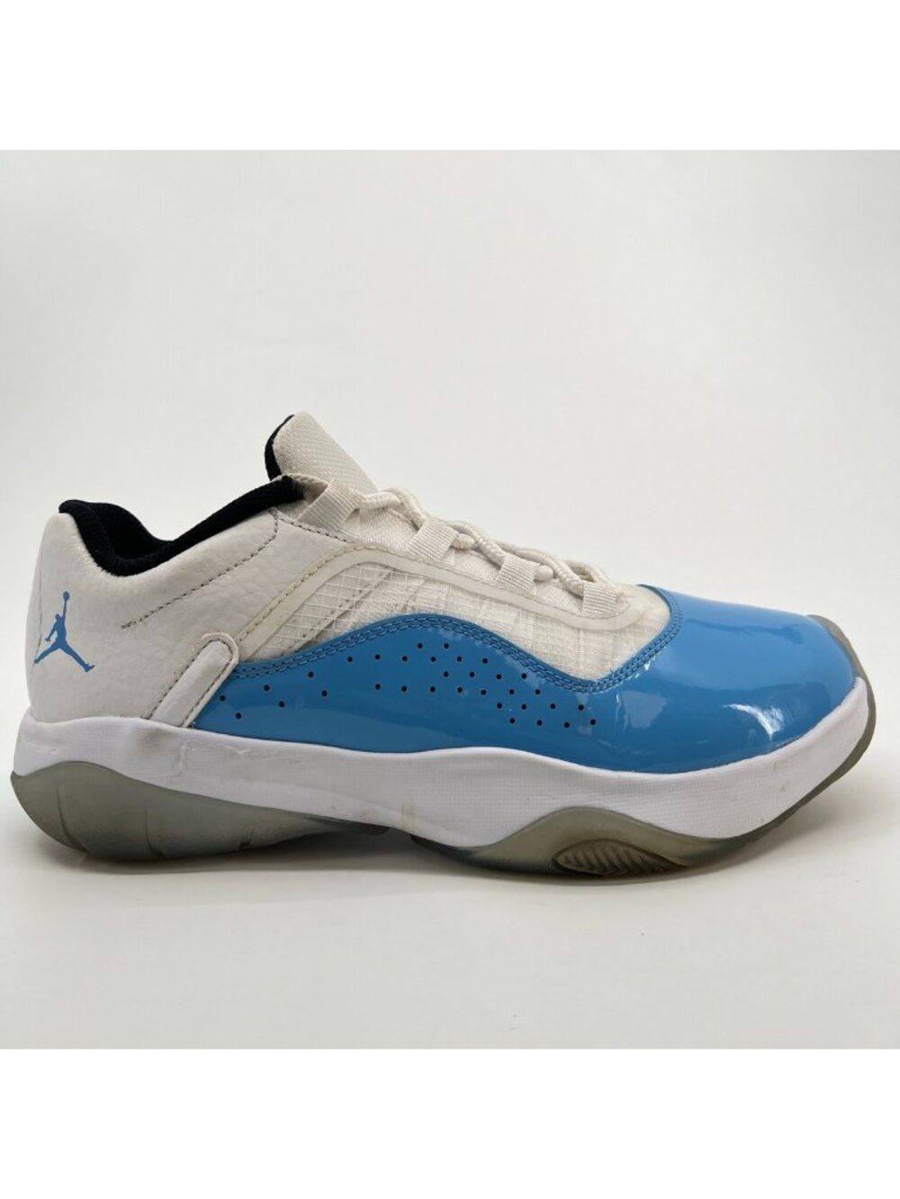 Nike Air Jordan 11 CMFT Low Boys Size 6.5Y Blue White Athletic Shoes Sneakers